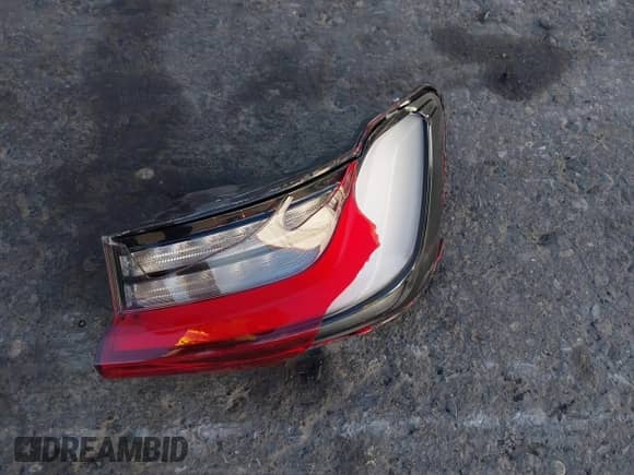 2023 BMW 3 Series M340i xDrive with VIN 3MW49FF08P8C81656, listed as a IAAI auction lot 41358929 with 23,154 mi miles and . Bid and sale history available at DreamBid. Image 18.