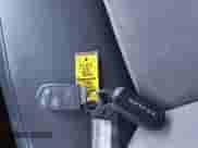 2023 Ram ProMaster Cargo z VIN 3C6LRVDG1PE563915, wystawiony jako IAAI lot #43157899 z przebiegiem 60 680 mil mil oraz . Historia ofert i sprzedaży dostępna na DreamBid. Obrazek 11.