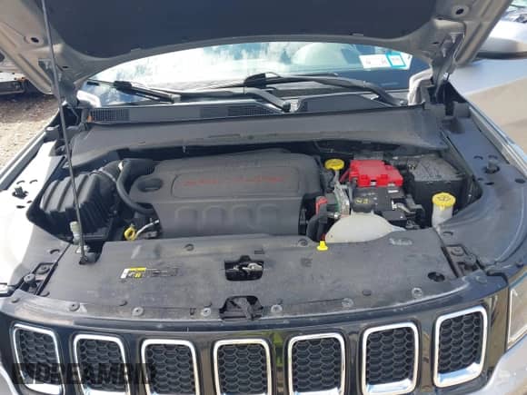2020 Jeep Compass Latitude с VIN 3C4NJDBB6LT125861, выставлен на аукционе IAAI как лот 43126554 с пробегом 37 535 миль миль и . История ставок и продаж доступна на DreamBid. Изображение 10.