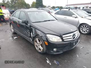 2010 Mercedes-Benz C 300 Sport с VIN WDDGF8BB9AF406289, выставлен на аукционе IAAI как лот 43325856 с пробегом 141 401 миль миль и . История ставок и продаж доступна на DreamBid. Изображение 1.