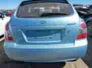 2010 Hyundai Accent GS z VIN KMHCM3AC7AU169885, wystawiony jako IAAI lot #41670830 z przebiegiem 70 085 mil mil oraz . Historia ofert i sprzedaży dostępna na DreamBid. Obrazek 16.