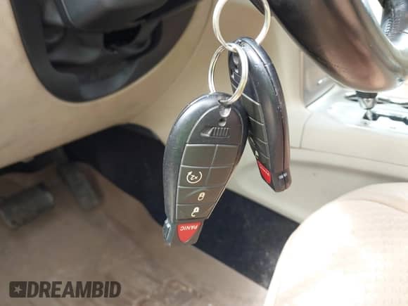 2011 Jeep Grand Cherokee Limited с VIN 1J4RR5GT8BC578627, выставлен на аукционе IAAI как лот 43311727 с пробегом 214 105 миль миль и . История ставок и продаж доступна на DreamBid. Изображение 11.