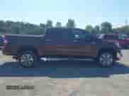 2015 Toyota Tundra Platinum с VIN 5TFAY5F15FX441259, выставлен на аукционе IAAI как лот 43162043 с пробегом 145 976 миль миль и . История ставок и продаж доступна на DreamBid. Изображение 13.