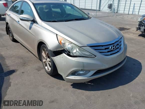 2011 Hyundai Sonata SE with VIN 5NPEC4AC4BH046336, listed as a IAAI auction lot 43245930 with 163,016 mi miles and . Bid and sale history available at DreamBid. Image 6.