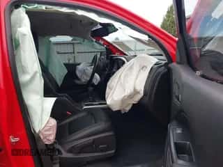 2020 Chevrolet Colorado 4WD ZR2 z VIN 1GCGTEEN1L1172575, wystawiony jako IAAI lot #43335126 z przebiegiem Nie podano mil oraz . Historia ofert i sprzedaży dostępna na DreamBid. Obrazek 5.