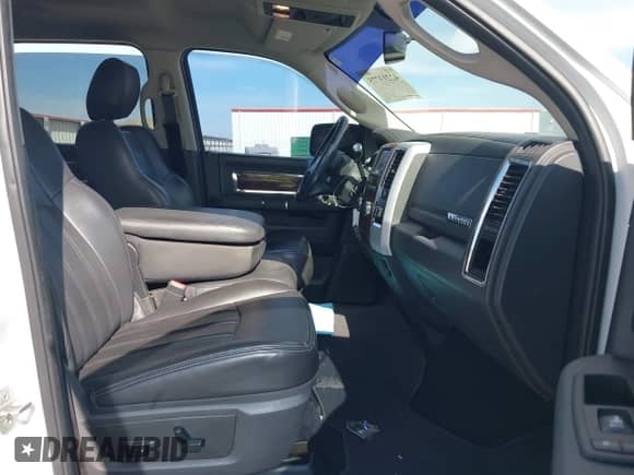 2010 Dodge 1500 SLT с VIN 1D7RV1CT8AS110083, выставлен на аукционе IAAI как лот 42213775 с пробегом 127 044 миль миль и . История ставок и продаж доступна на DreamBid. Изображение 5.