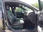 2017 Chrysler 300 S с VIN 2C3CCAGG4HH534479, выставлен на аукционе IAAI как лот 42582701 с пробегом 108 682 миль миль и . История ставок и продаж доступна на DreamBid. Изображение 5.