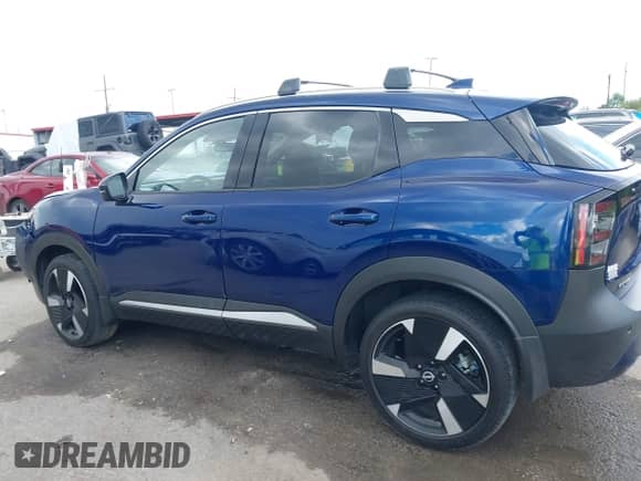 2025 Nissan Kicks SR с VIN 3N8AP6DA0SL400494, выставлен на аукционе IAAI как лот 43287580 с пробегом 4 874 миль миль и . История ставок и продаж доступна на DreamBid. Изображение 14.