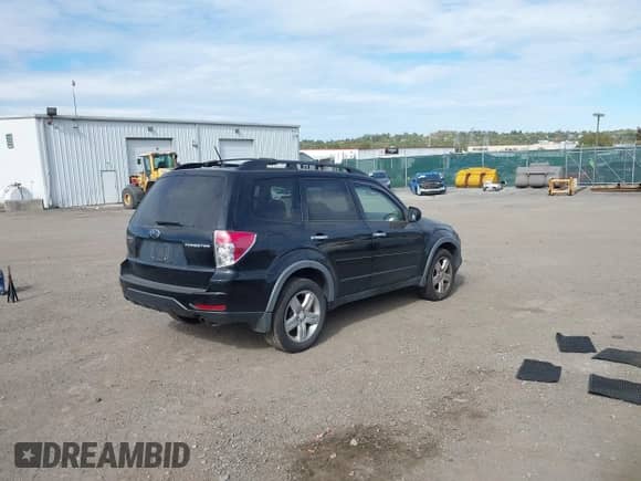2009 Subaru Forester X with VIN JF2SH63679G732801, listed as a IAAI auction lot 43478055 with 166,758 mi miles and . Bid and sale history available at DreamBid. Image 4.