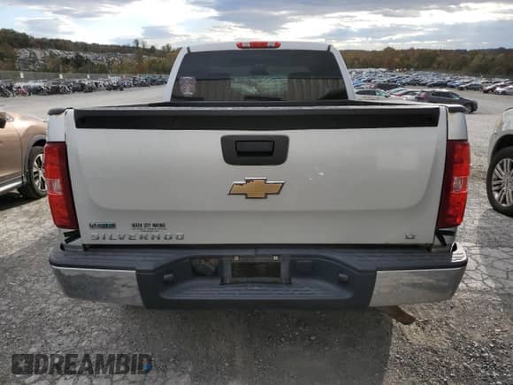 2010 Chevrolet Silverado 1500 LT with VIN 1GCSKSEA0AZ256054, listed as a Copart auction lot 89440485 with 145,813 mi miles and Clean title. Bid and sale history available at DreamBid. Image 6.