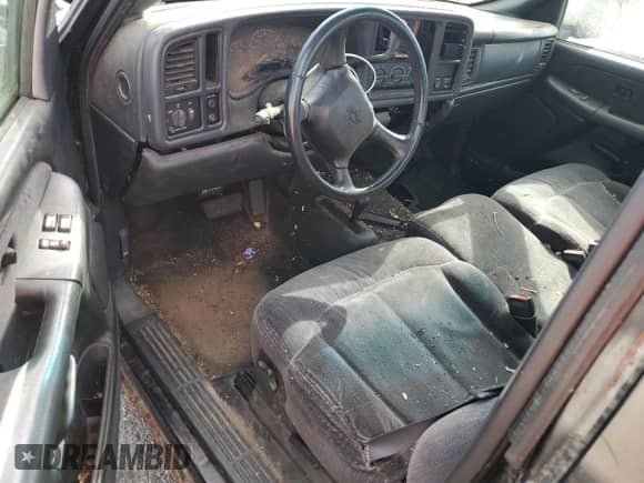 1999 Chevrolet Silverado 1500 с VIN 1GCEK14V7XZ188047, выставлен на аукционе Copart как лот 70703395 с пробегом 135 290 миль миль и На запчасти • Non repairable. История ставок и продаж доступна на DreamBid. Изображение 8.