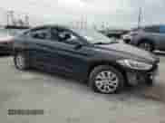 2018 Hyundai Elantra SE с VIN 5NPD74LF1JH216108, выставлен на аукционе Copart как лот 70892345 с пробегом 151 314 миль миль и Списание • Salvage title. История ставок и продаж доступна на DreamBid. Изображение 4.