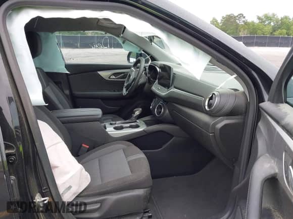 2023 Chevrolet Blazer LT with VIN 3GNKBCR44PS134997, listed as a IAAI auction lot 42212064 with 99,999 mi miles and . Bid and sale history available at DreamBid. Image 5.