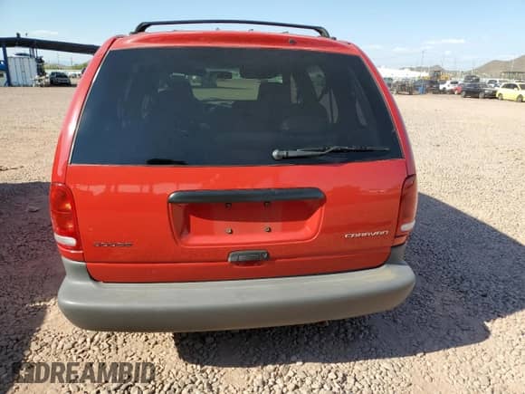 2000 Dodge Caravan with VIN 2B4FP25BXYR887004, listed as a Copart auction lot 70891414 with 230,535 mi miles and Salvage title. Bid and sale history available at DreamBid. Image 6.