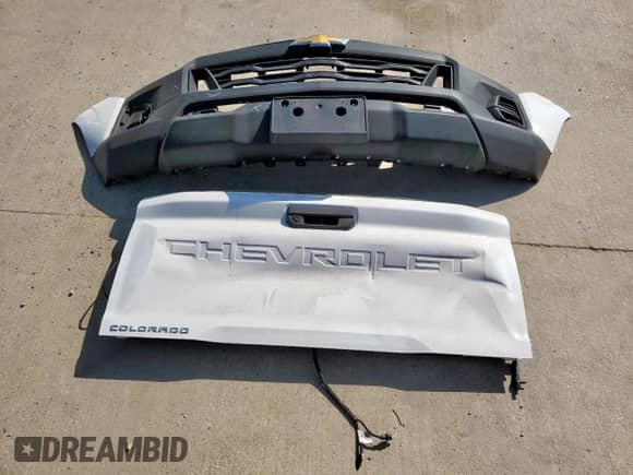 2025 Chevrolet Colorado 2WD Work Truck with VIN 1GCPSBEKXS1153674, listed as a Copart auction lot 69345375 with 10,183 mi miles and Clean title. Bid and sale history available at DreamBid. Image 12.
