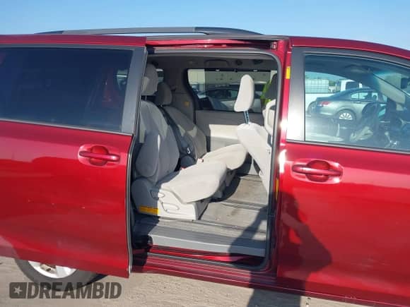 2013 Toyota Sienna LE AAS with VIN 5TDKK3DC8DS352223, listed as a IAAI auction lot 43113867 with 224,406 mi miles and . Bid and sale history available at DreamBid. Image 8.