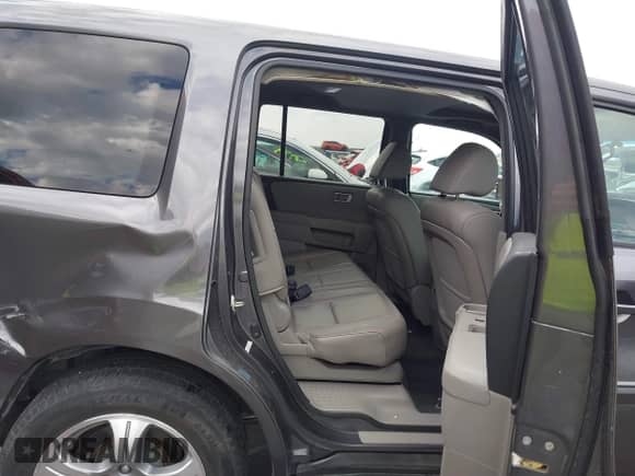 2014 Honda Pilot EX-L с VIN 5FNYF4H51EB044915, выставлен на аукционе IAAI как лот 43446878 с пробегом 140 435 миль миль и . История ставок и продаж доступна на DreamBid. Изображение 8.