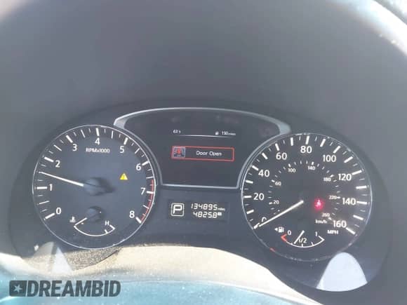 2015 Nissan Altima S z VIN 1N4AL3AP2FN368450, wystawiony jako IAAI lot #42066325 z przebiegiem 134 895 mil mil oraz . Historia ofert i sprzedaży dostępna na DreamBid. Obrazek 7.