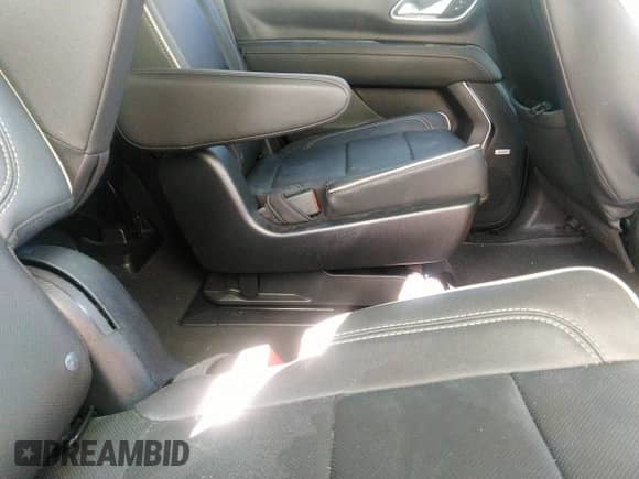 2023 Chevrolet Tahoe Premier с VIN 1GNSKSKD0PR400281, выставлен на аукционе IAAI как лот 41551044 с пробегом 38 070 миль миль и . История ставок и продаж доступна на DreamBid. Изображение 8.