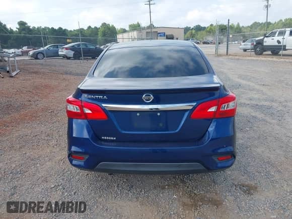 2017 Nissan Sentra S с VIN 3N1AB7AP4HY307145, выставлен на аукционе IAAI как лот 42862137 с пробегом 135 838 миль миль и . История ставок и продаж доступна на DreamBid. Изображение 17.