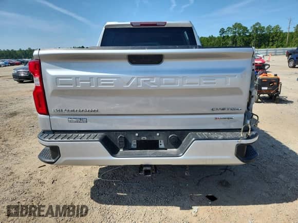 2021 Chevrolet Silverado 1500 Custom with VIN 1GCPWBEK2MZ199752, listed as a Copart auction lot 65573545 with 110,456 mi miles and Salvage title. Bid and sale history available at DreamBid. Image 6.