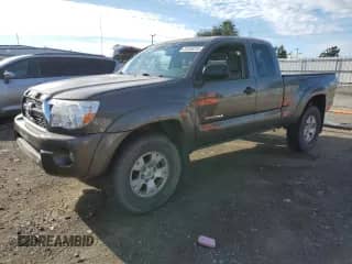 2011 Toyota Tacoma PreRunner with VIN 5TFTU4GNXBX004917, listed as a Copart auction lot 81340315 with 150,057 mi miles and Salvage title. Bid and sale history available at DreamBid. Image 1.