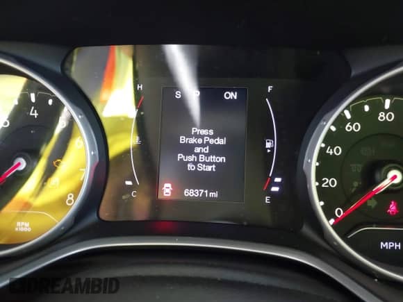 2020 Jeep Compass Latitude z VIN 3C4NJCBB1LT102627, wystawiony jako IAAI lot #41657827 z przebiegiem 68 371 mil mil oraz . Historia ofert i sprzedaży dostępna na DreamBid. Obrazek 15.