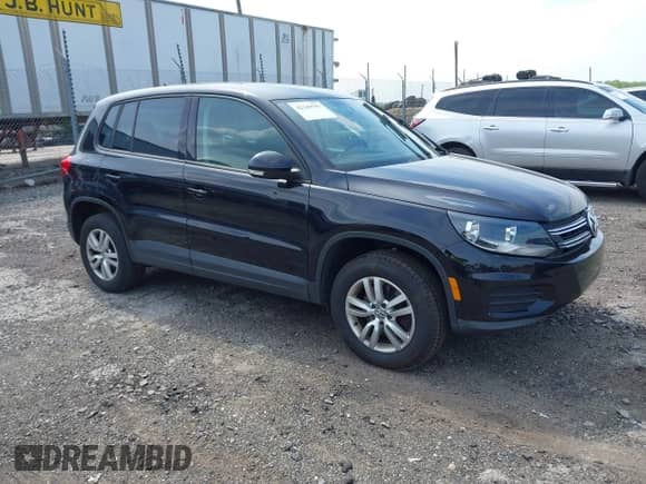 2013 Volkswagen Tiguan SE z VIN WVGAV3AX0DW621305, wystawiony jako IAAI lot #42249707 z przebiegiem 139 500 mil mil oraz . Historia ofert i sprzedaży dostępna na DreamBid. Obrazek 1.
