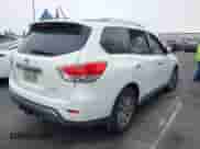 2015 Nissan Pathfinder SL с VIN 5N1AR2MN1FC720521, выставлен на аукционе IAAI как лот 43295702 с пробегом 72 151 миль миль и . История ставок и продаж доступна на DreamBid. Изображение 4.