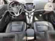 2015 Chevrolet Cruze LTZ z VIN 1G1PG5SB1F7199154, wystawiony jako Copart lot #67672145 z przebiegiem 146 504 mil mil oraz Szkoda całkowita • Salvage title. Historia ofert i sprzedaży dostępna na DreamBid. Obrazek 8.