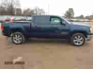 2009 GMC Sierra 1500 SL с VIN 3GTEC13C09G252848, выставлен на аукционе IAAI как лот 41576576 с пробегом 248 336 миль миль и . История ставок и продаж доступна на DreamBid. Изображение 14.