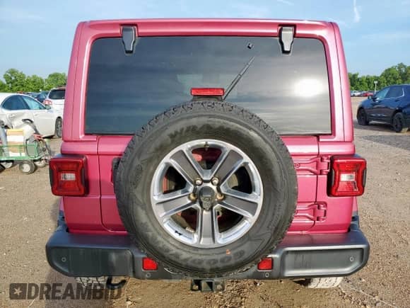 2022 Jeep Wrangler Unlimited Sahara с VIN 1C4HJXEN0NW106045, выставлен на аукционе Copart как лот 61257055 с пробегом 104 937 миль миль и Списание • Salvage title. История ставок и продаж доступна на DreamBid. Изображение 6.