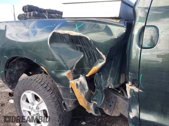 2011 Toyota Tundra с VIN 5TFUY5F10BX165953, выставлен на аукционе IAAI как лот 41533552 с пробегом 300 586 миль миль и . История ставок и продаж доступна на DreamBid. Изображение 6.