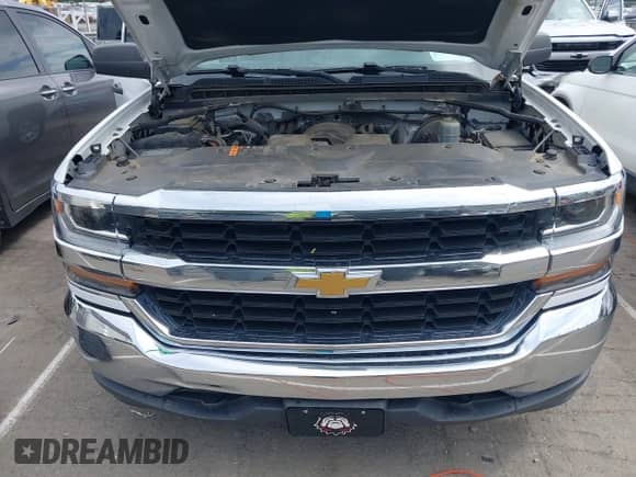 2018 Chevrolet Silverado 1500 Work Truck z VIN 3GCPCNEH2JG399332, wystawiony jako IAAI lot #42371207 z przebiegiem 188 480 mil mil oraz . Historia ofert i sprzedaży dostępna na DreamBid. Obrazek 10.
