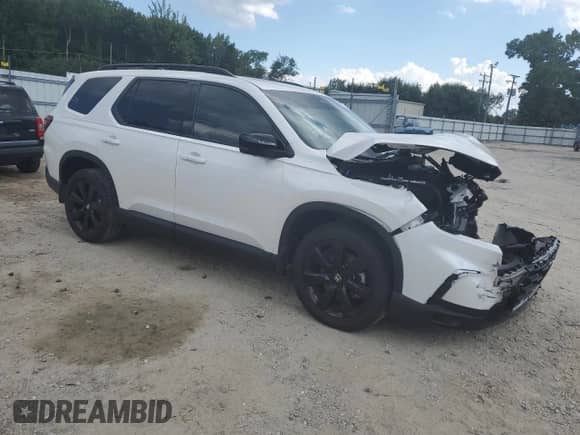 2025 Honda Pilot Black Edition с VIN 5FNYG1H95SB099426, выставлен на аукционе Copart как лот 69355955 с пробегом Не указан миль и Списание • Salvage title. История ставок и продаж доступна на DreamBid. Изображение 4.