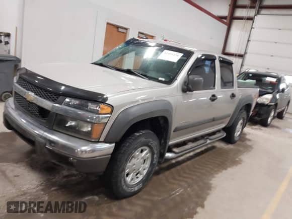 2005 Chevrolet Colorado 1SB LS Z85 с VIN 1GCDT136X58185830, выставлен на аукционе IAAI как лот 41469330 с пробегом 220 461 миль миль и . История ставок и продаж доступна на DreamBid. Изображение 17.