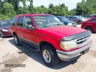 1998 Ford Explorer XLT с VIN 1FMZU35P5WZC12895, выставлен на аукционе IAAI как лот 42796305 с пробегом 159 110 миль миль и . История ставок и продаж доступна на DreamBid. Изображение 1.
