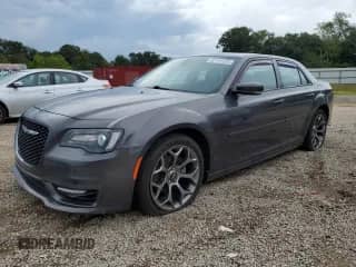 2018 Chrysler 300 S с VIN 2C3CCABG5JH266894, выставлен на аукционе Copart как лот 82117225 с пробегом 48 792 миль миль и Списание • Salvage title. История ставок и продаж доступна на DreamBid. Изображение 1.