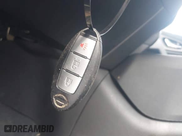 2015 Nissan Rogue SL с VIN 5N1AT2MV9FC924940, выставлен на аукционе IAAI как лот 43010765 с пробегом 133 956 миль миль и . История ставок и продаж доступна на DreamBid. Изображение 11.