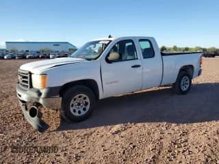 2011 GMC Sierra 1500 with VIN 1GTR1TEA0BZ342411, listed as a Copart auction lot 80582825 with 321,493 mi miles and Salvage title. Bid and sale history available at DreamBid. Image 1.