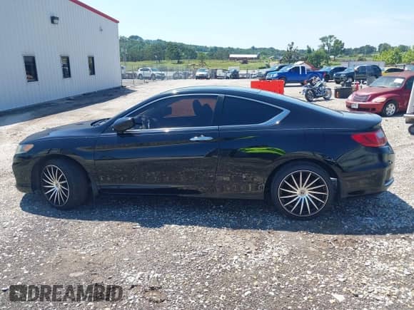 2015 Honda Accord LX-S z VIN 1HGCT1B34FA003067, wystawiony jako IAAI lot #43019156 z przebiegiem 215 033 mil mil oraz . Historia ofert i sprzedaży dostępna na DreamBid. Obrazek 14.