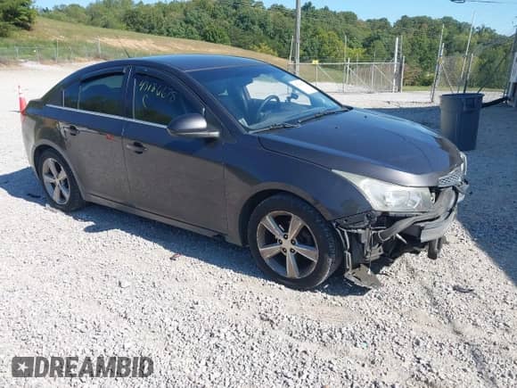 2014 Chevrolet Cruze 2LT с VIN 1G1PE5SB7E7311363, выставлен на аукционе IAAI как лот 43186678 с пробегом 212 625 миль миль и . История ставок и продаж доступна на DreamBid. Изображение 1.