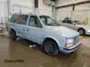 1990 Dodge Caravan with VIN 2B4FK4538LR774762, listed as a Copart auction lot 49675215 with 175,379 mi miles and Non repairable. Bid and sale history available at DreamBid. Image 4.