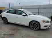 2017 Volvo S60 Dynamic с VIN YV140MTL2H2424210, выставлен на аукционе Copart как лот 66112115 с пробегом 114 644 миль миль и Списание • Salvage title. История ставок и продаж доступна на DreamBid. Изображение 4.