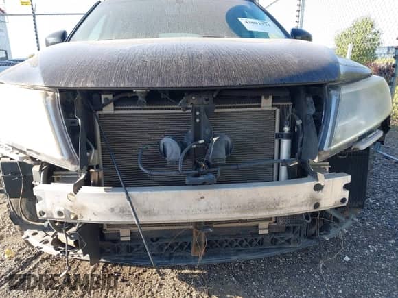 2015 Nissan Pathfinder SL with VIN 5N1AR2MN8FC636485, listed as a IAAI auction lot 43082323 with 84,989 mi miles and . Bid and sale history available at DreamBid. Image 6.