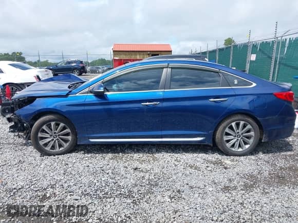2017 Hyundai Sonata Limited with VIN 5NPE34AF5HH520989, listed as a IAAI auction lot 42978482 with 138,404 mi miles and . Bid and sale history available at DreamBid. Image 15.