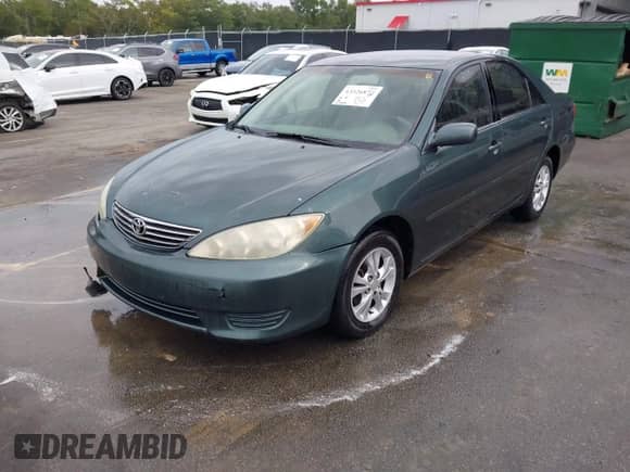 2006 Toyota Camry XLE с VIN 4T1BF32K56U116136, выставлен на аукционе IAAI как лот 43326877 с пробегом 213 929 миль миль и . История ставок и продаж доступна на DreamBid. Изображение 2.