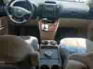 2008 Hyundai Entourage GLS с VIN KNDMC233786050798, выставлен на аукционе Copart как лот 54158025 с пробегом 238 684 миль миль и Списание • Salvage title. История ставок и продаж доступна на DreamBid. Изображение 8.