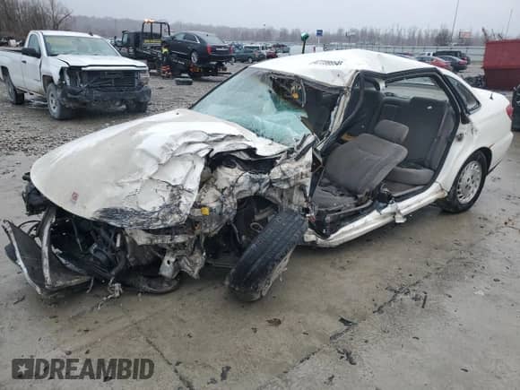 2001 Saturn LS with VIN 1G8JU52F11Y575177, listed as a Copart auction lot 47739995 with Not provided miles and Salvage title. Bid and sale history available at DreamBid. Image 1.