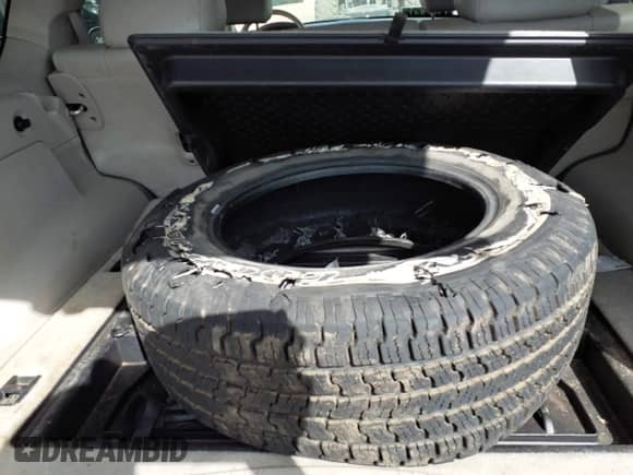 2005 Jeep Grand Cherokee Limited с VIN 1J4HR58N85C562489, выставлен на аукционе IAAI как лот 43012794 с пробегом 163 499 миль миль и . История ставок и продаж доступна на DreamBid. Изображение 12.